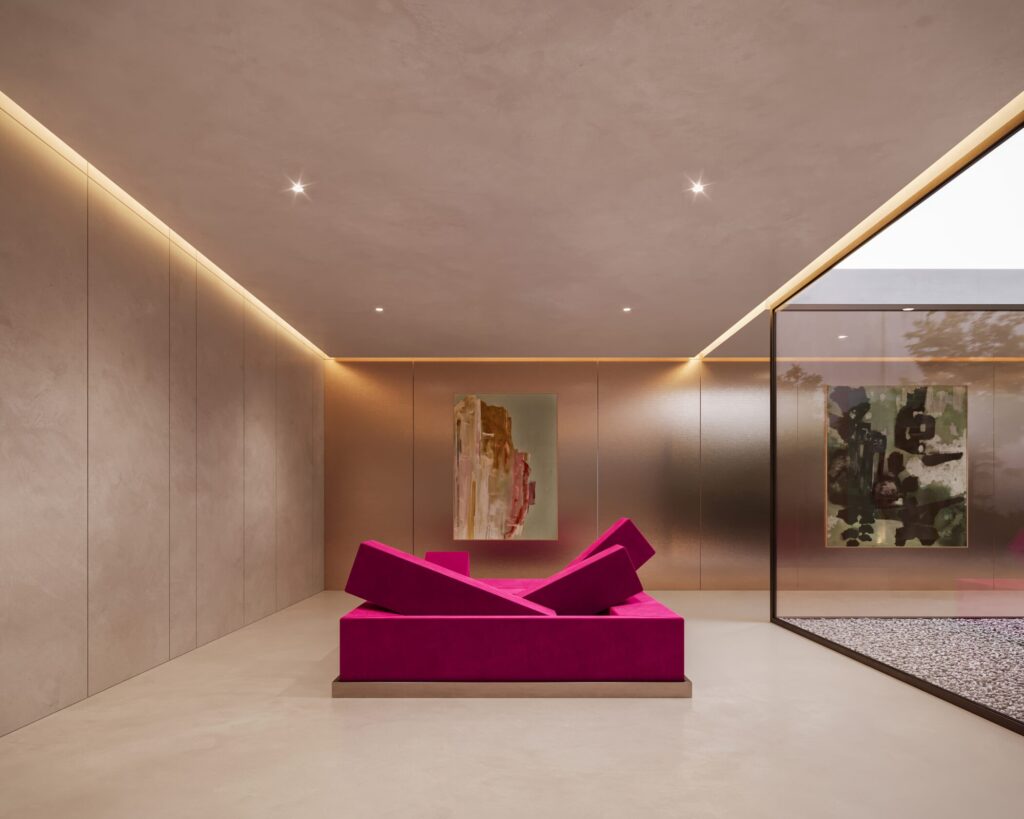 Dove il tempo rallenta, prende forma un nuovo modo di abitare: Residenza Eterea Entrance 01